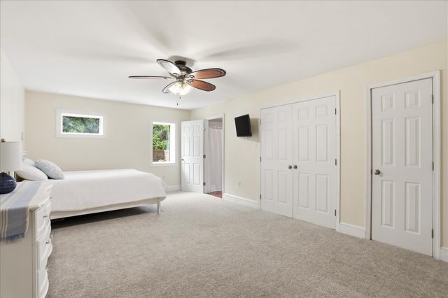 242 OLD PLANTATION LN, Stephens City, VA 22655