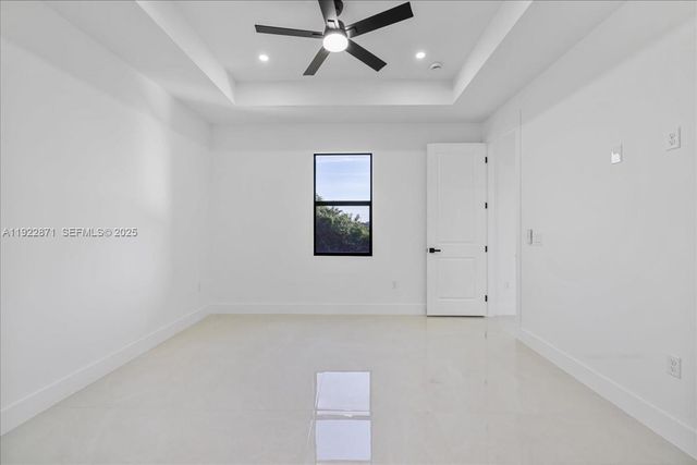 4207 28 ST SW, Lehigh Acres, FL 33976