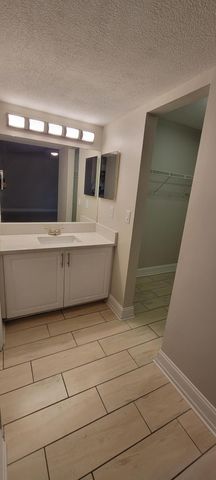 1125 Lake Shore Drive 202, Lake Park, FL 33403