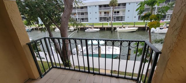 1125 Lake Shore Drive 202, Lake Park, FL 33403
