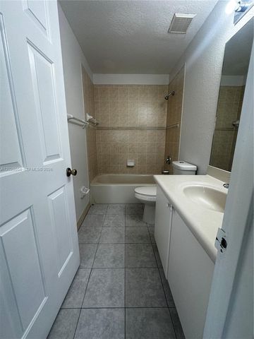 2718 SE 15th Pl 147, Homestead, FL 33035