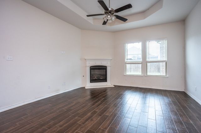 10415 Twisting Springs Drive, Aubrey, TX 76227