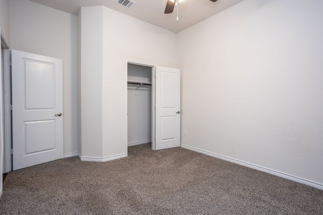 10415 Twisting Springs Drive, Aubrey, TX 76227