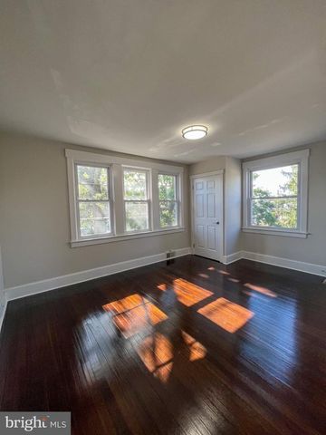 702 ATLANTIC AVE, Hamilton, NJ 08629