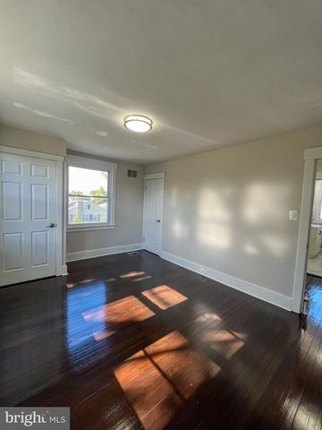 702 ATLANTIC AVE, Hamilton, NJ 08629