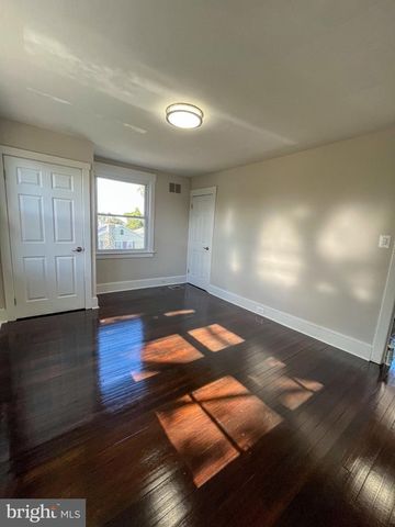702 ATLANTIC AVE, Hamilton, NJ 08629