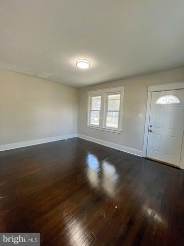 702 ATLANTIC AVE, Hamilton, NJ 08629