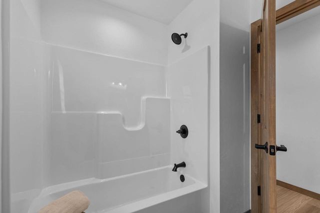 2045 RED FOX LANE, Kaukauna, WI 54130