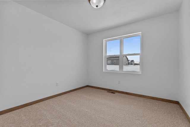 2045 RED FOX LANE, Kaukauna, WI 54130