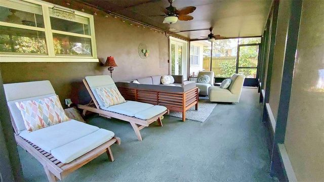 257 5TH ST NW, Largo, FL 33770