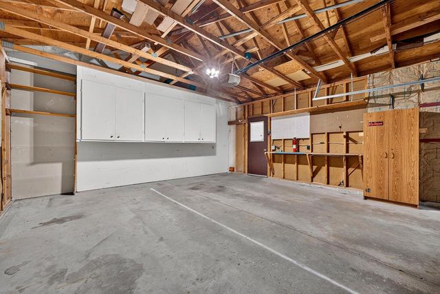 1616 Haymarket ROAD, Waukesha, WI 53189