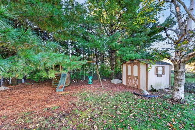 1616 Haymarket ROAD, Waukesha, WI 53189