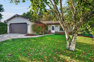 1616 Haymarket ROAD, Waukesha, WI 53189