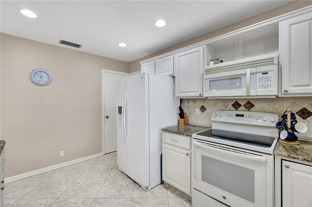 1214 Medinah DR, Fort Myers, FL 33919