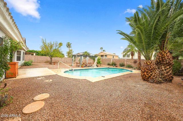 4506 E OLIVE Avenue, Gilbert, AZ 85234