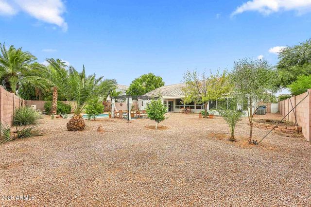 4506 E OLIVE Avenue, Gilbert, AZ 85234