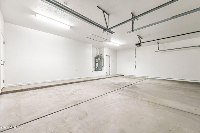 4506 E OLIVE Avenue, Gilbert, AZ 85234