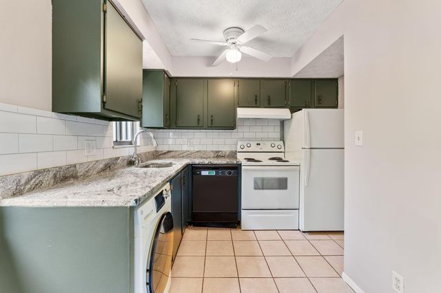 4358 Chateau Morse Drive, Columbus, OH 43231