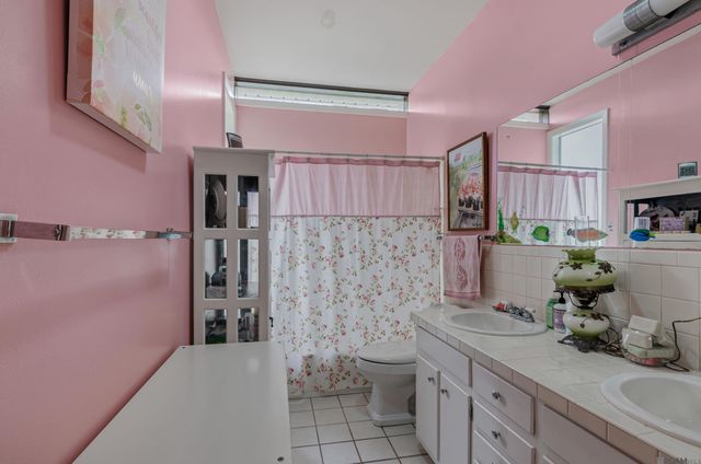 423 Castle Kirk Dr, Baton Rouge, LA 70808