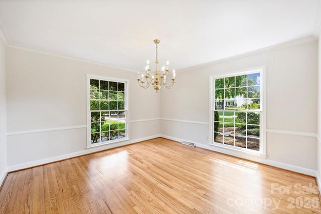 900 Greentree Drive, Charlotte, NC 28211