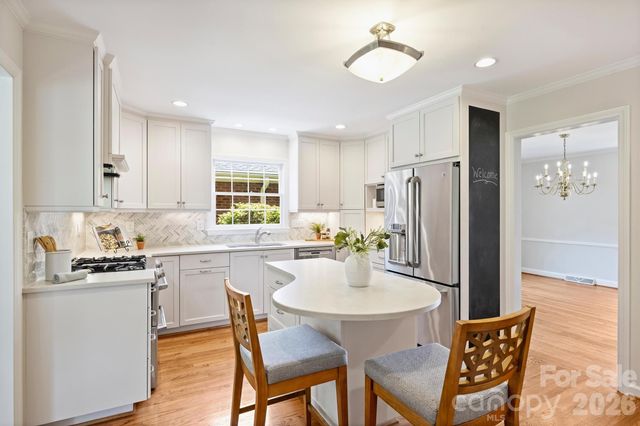 900 Greentree Drive, Charlotte, NC 28211