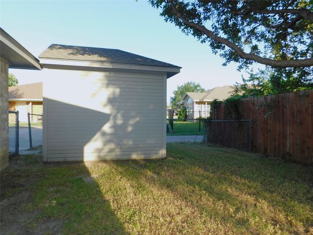 3109 N Bell Avenue, Denton, TX 76207
