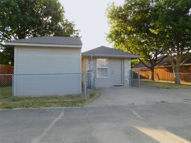 3109 N Bell Avenue, Denton, TX 76207