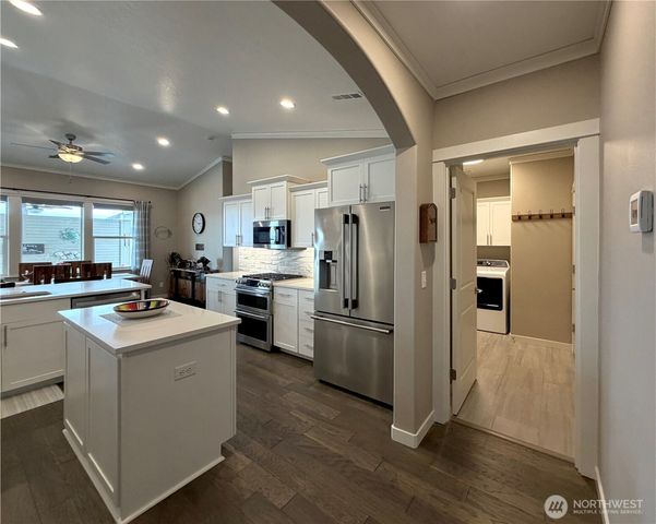 520 N Montana Street, Moses Lake, WA 98837