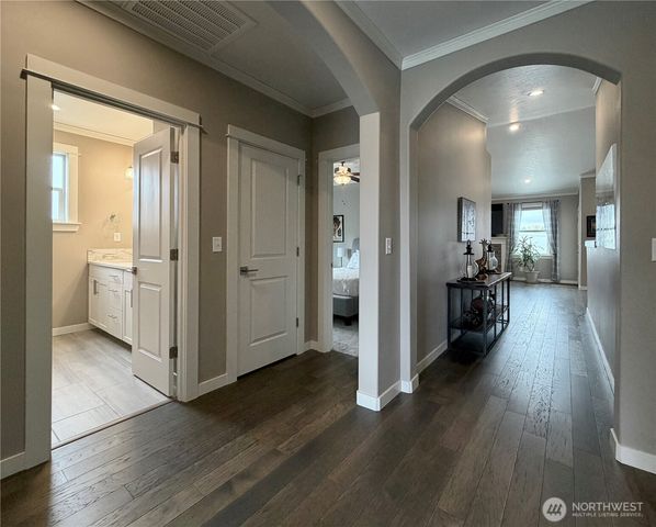 520 N Montana Street, Moses Lake, WA 98837