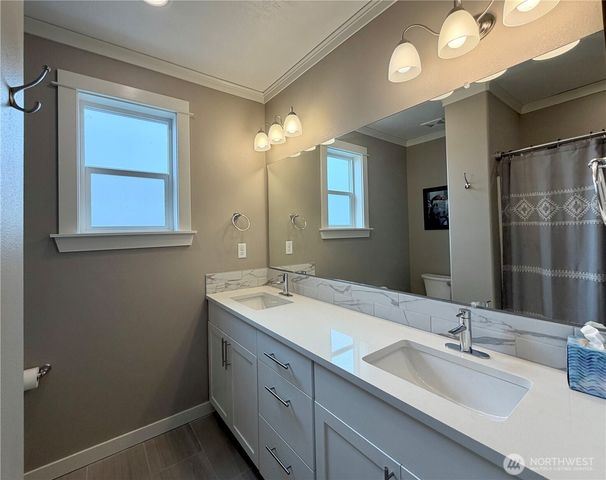 520 N Montana Street, Moses Lake, WA 98837