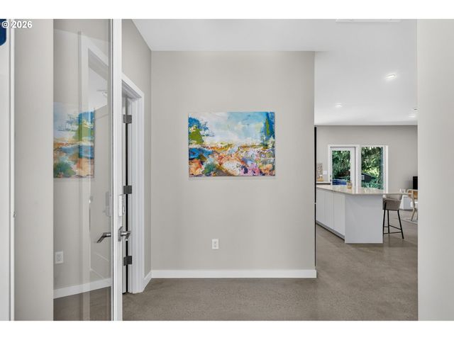 8213 N SWENSON St, Portland, OR 97203