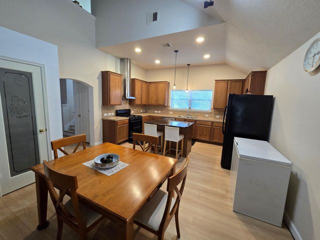 9011 Mercury Cove Court, Houston, TX 77075