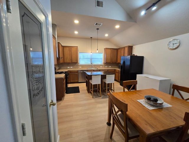 9011 Mercury Cove Court, Houston, TX 77075