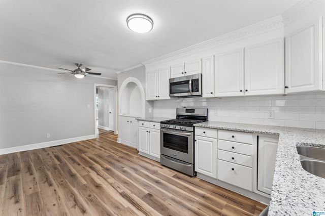 1235 CRESTHILL ROAD, Birmingham, AL 35213