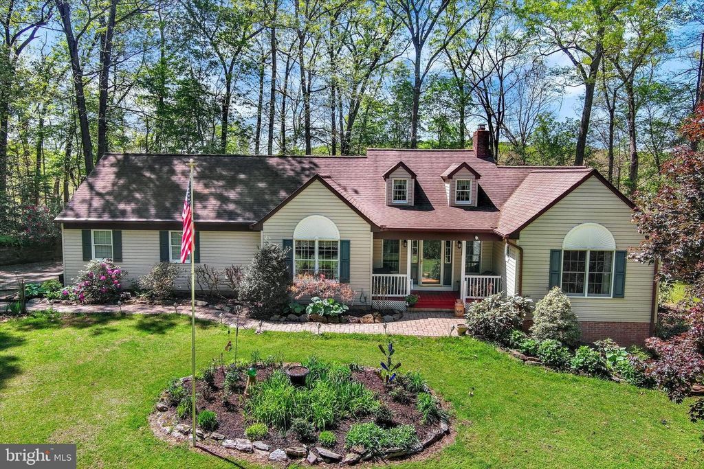 Image 1 of property listing at 3213 GREEN RD, White Hall, MD 21161