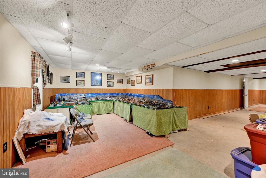 Image 32 of property listing at 3213 GREEN RD, White Hall, MD 21161