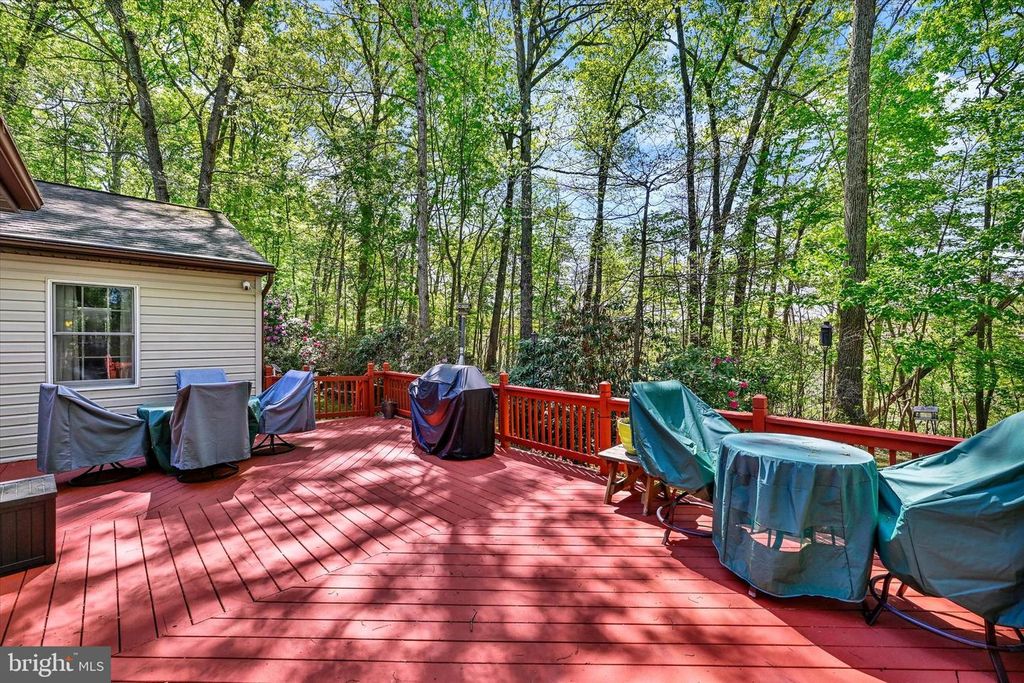 Image 34 of property listing at 3213 GREEN RD, White Hall, MD 21161