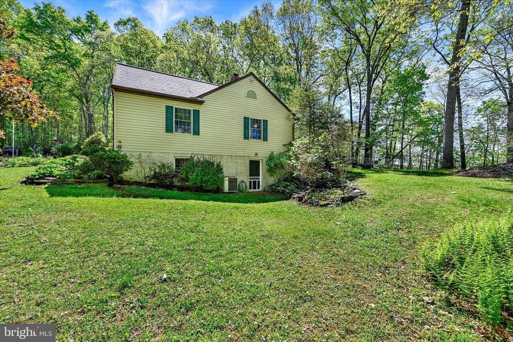 Image 36 of property listing at 3213 GREEN RD, White Hall, MD 21161