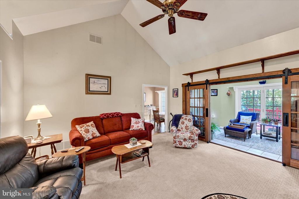 Image 6 of property listing at 3213 GREEN RD, White Hall, MD 21161