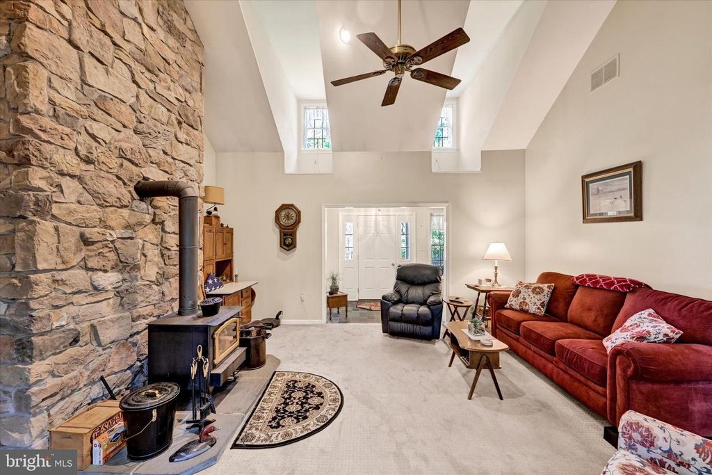 Image 7 of property listing at 3213 GREEN RD, White Hall, MD 21161