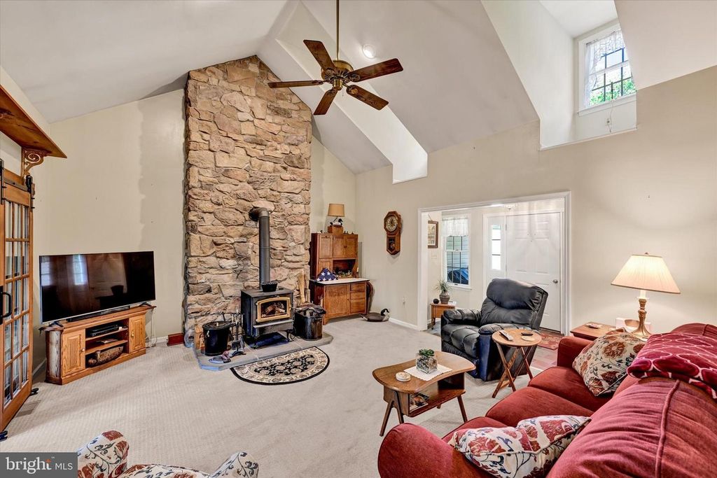 Image 8 of property listing at 3213 GREEN RD, White Hall, MD 21161