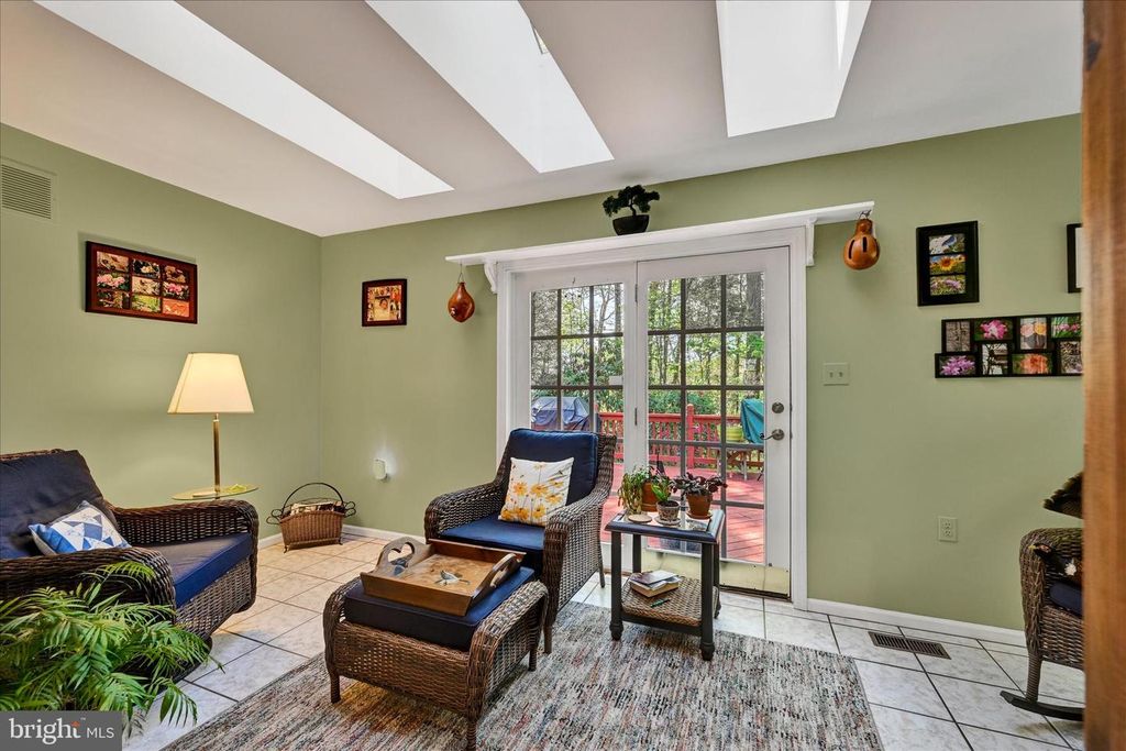 Image 9 of property listing at 3213 GREEN RD, White Hall, MD 21161