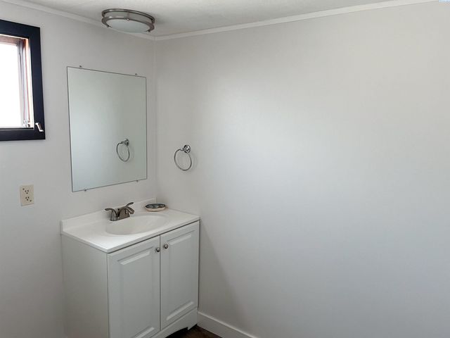 312 NW Parkwest Dr, Pullman, WA 99163