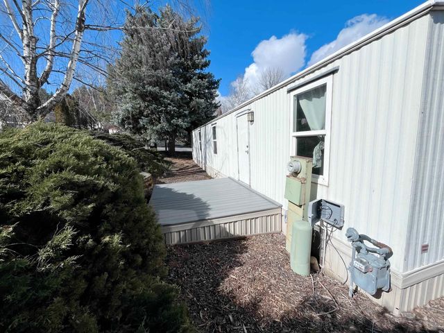 312 NW Parkwest Dr, Pullman, WA 99163