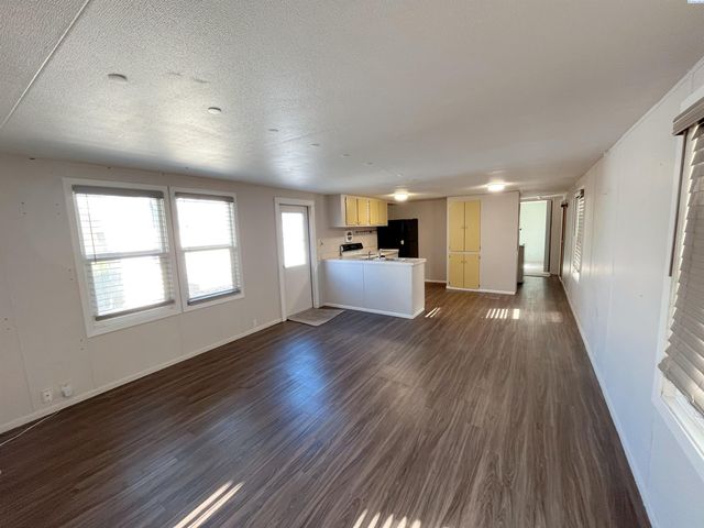 312 NW Parkwest Dr, Pullman, WA 99163