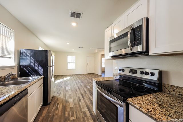 3318 Martin Luther King, San Antonio, TX 78220