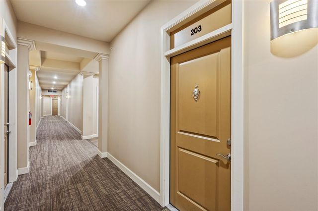 1900 Genesee Street 203, Houston, TX 77006