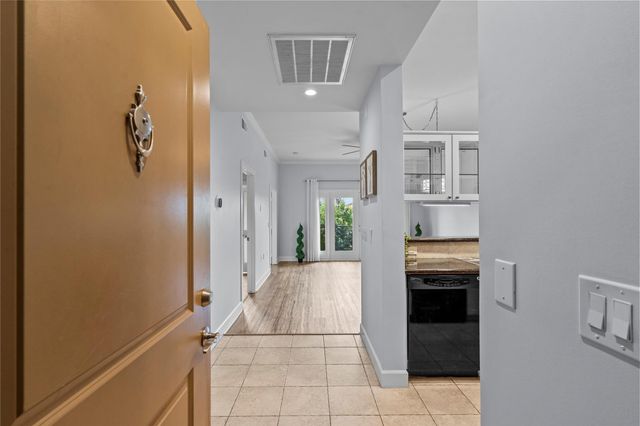 1900 Genesee Street 203, Houston, TX 77006
