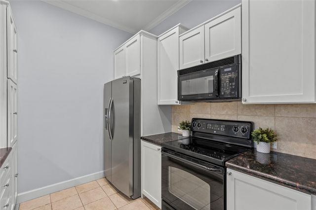 1900 Genesee Street 203, Houston, TX 77006