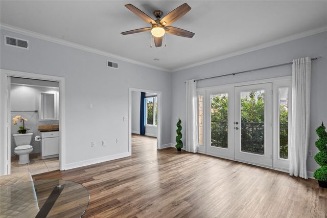 1900 Genesee Street 203, Houston, TX 77006